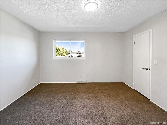 5th image of 4507 S Lowell Boulevard