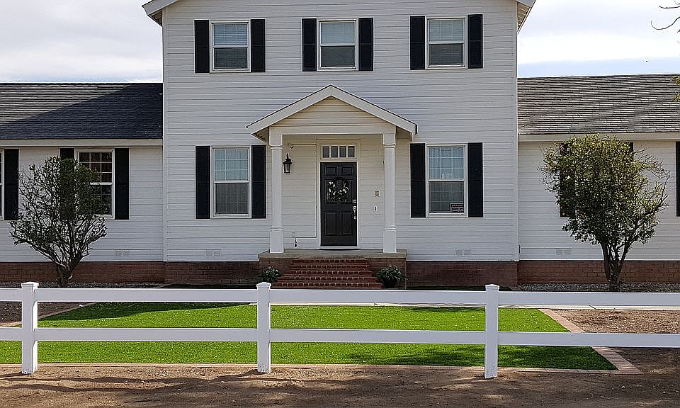 1st image of 27765 Ellis Ave