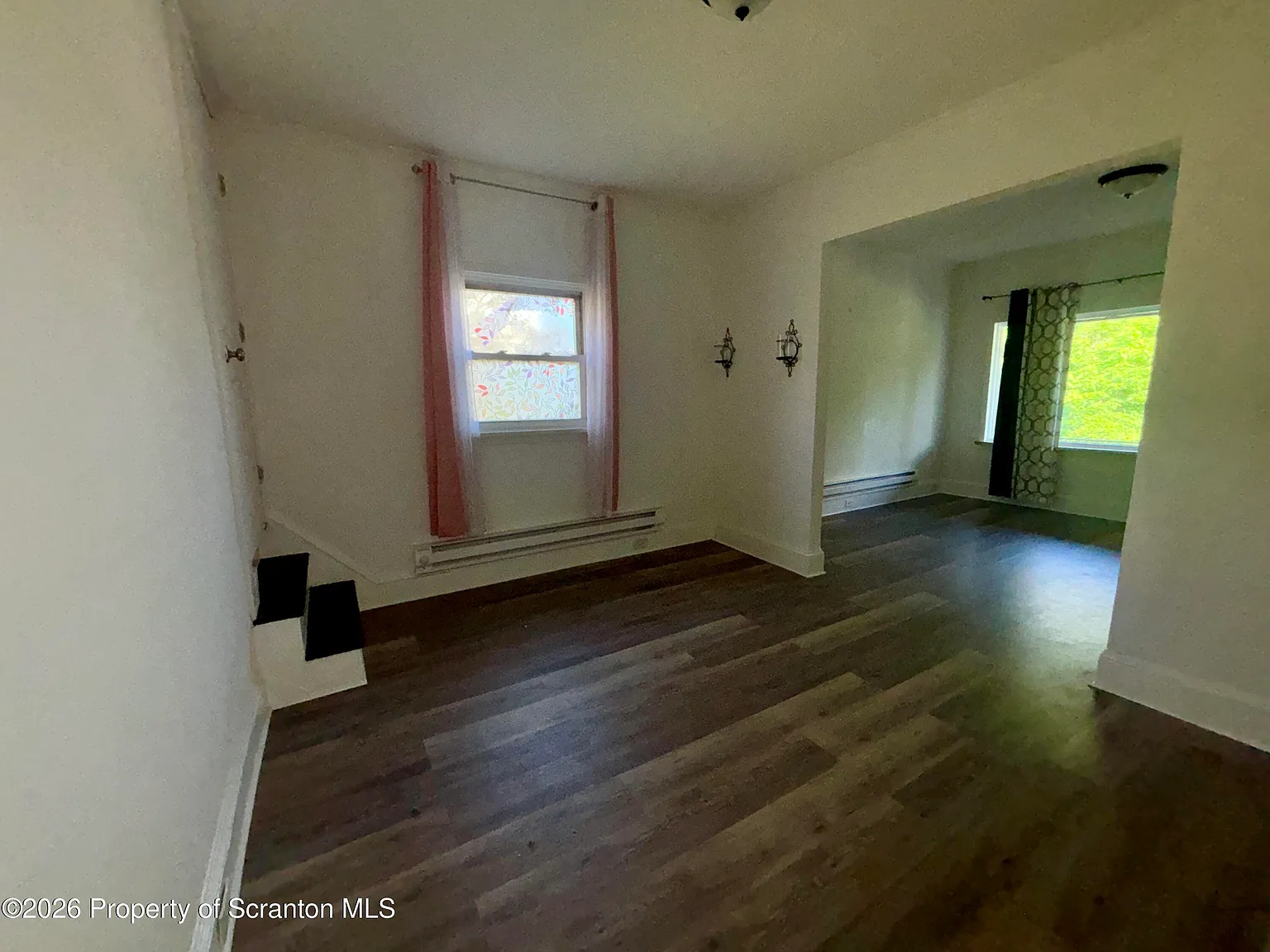 1 bed, 1.0 bath, 380 sqft, $800 — Photo 3