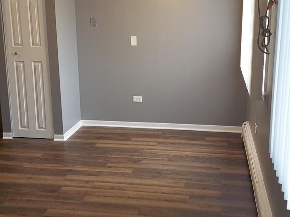 3rd image of 2140 Kenilworth Ave APT 202