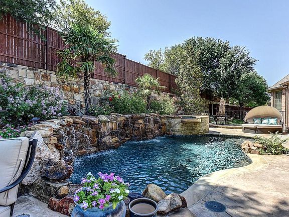 4th image of 1001 Well Meadow Ln