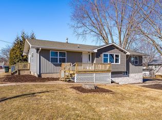 1706 Lincoln Blvd, Muscatine, IA 52761