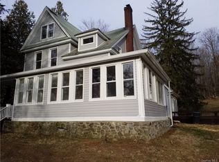 355 Ridge Rd, Highland Mills, NY 10930