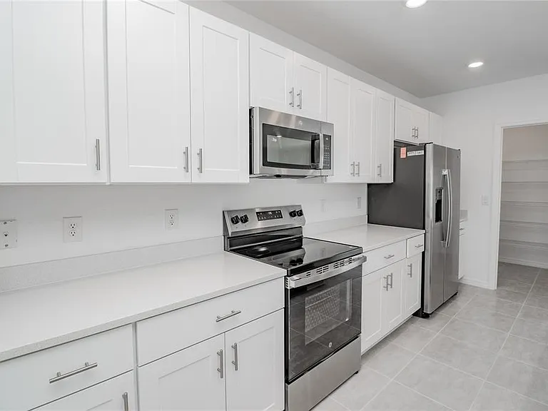 2068 Babbling Brook Blvd — Photo 8