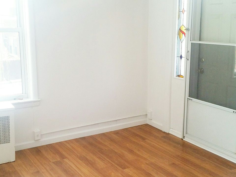 1st image of 2356 33rd St #2