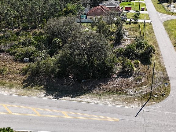 2nd image of 1036 Chauncey Ave