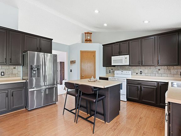 3rd image of 2757 Morningside Ave