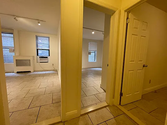 Rented by Best Apartments North Inc | media 28