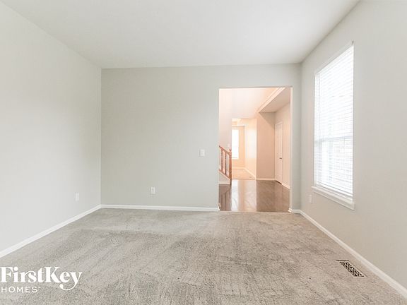 2nd image of 2126 Napa Cir