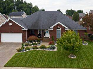 5802 Grandel Blvd, Louisville, KY 40258