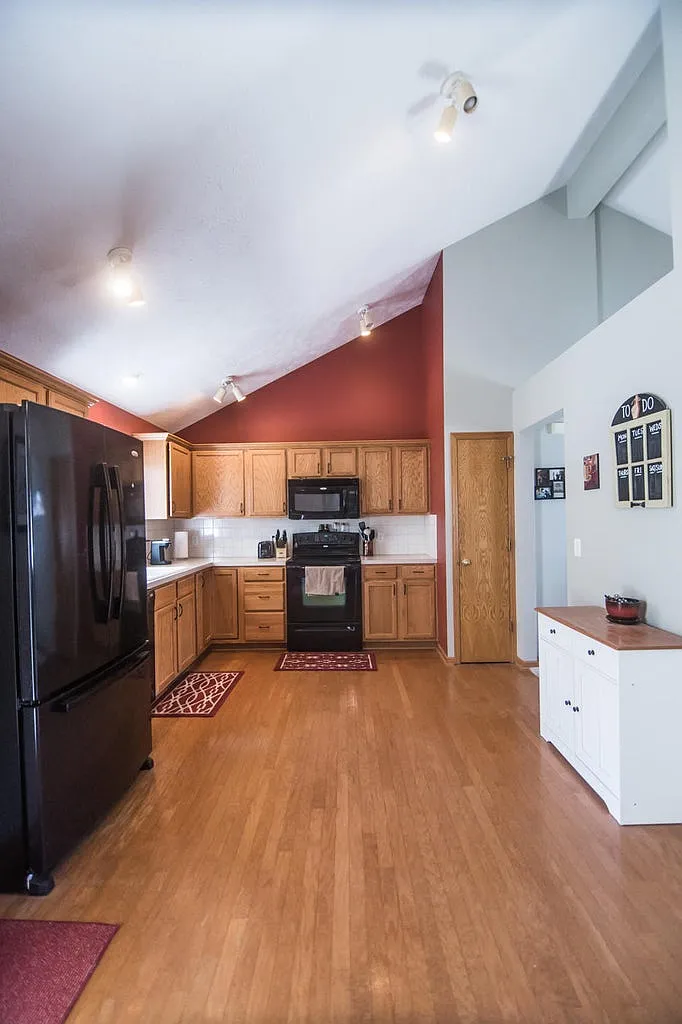 3 bed, 1791 sqft, $1,925 — Photo 4