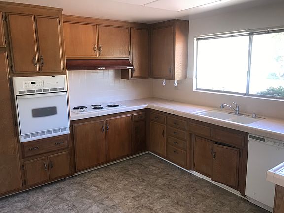 2nd image of 16887 Acena Dr