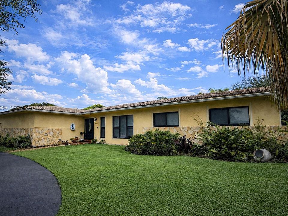 1st image of 9761 SW 148th St