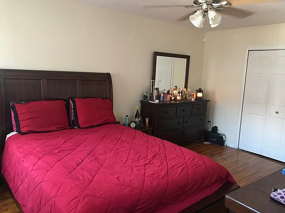 3rd image of 1544 Marine Pkwy Floor 1