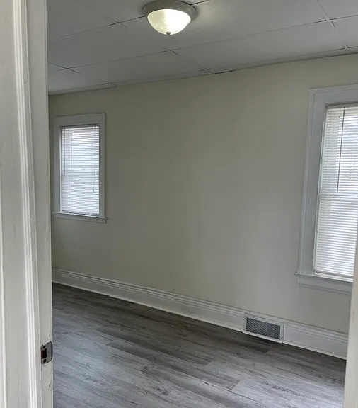 1072 Ellicott St — Photo 4