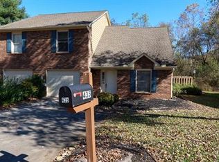 435 Eagle Brook Dr #1, Knoxville, TN 37923