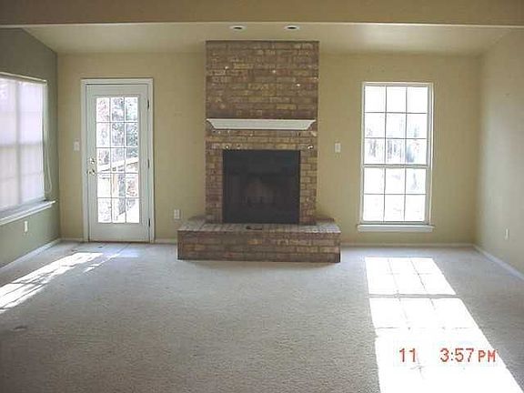 3rd image of 440 Dublin Dr