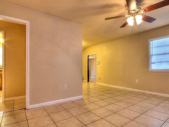 4th image of 4422 Lancelot Dr