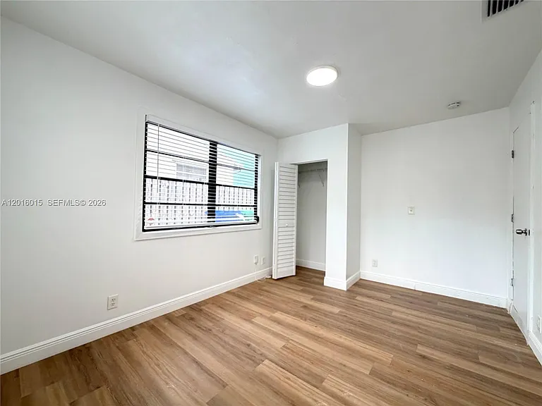 1740 SW 47th Ave — Photo 9