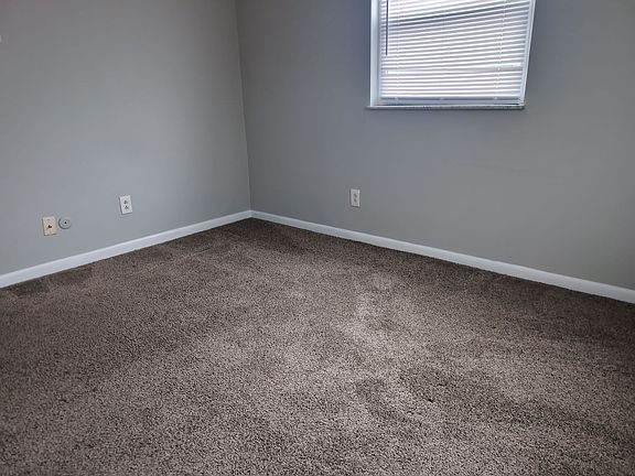 4th image of 268 Meadow Dr APT 07