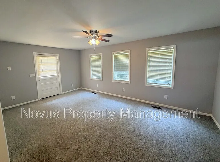 125 S Meadowcliff Cir — Photo 8