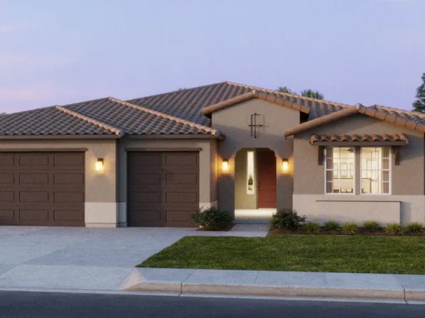 6619 W Wood Dr, Visalia, CA 93277