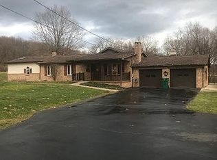 494 Rodgers Rd, Chester, WV 26034