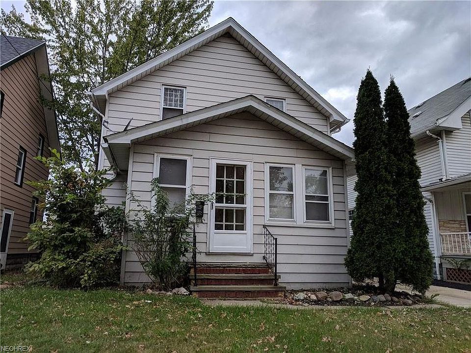 1st image of 2092 W 103rd St
