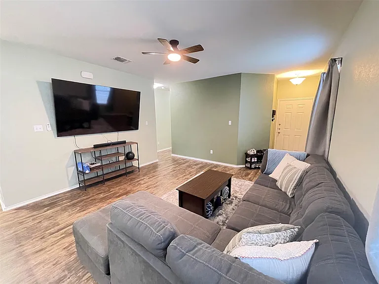 228 La Dera Dr — Photo 3