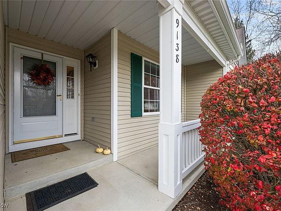 4th image of 9138 E Windsor Dr