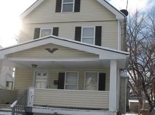 15718 Grovewood Ave, Cleveland, OH