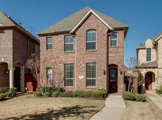 2450 Embleton Dr, Lewisville, TX 75067