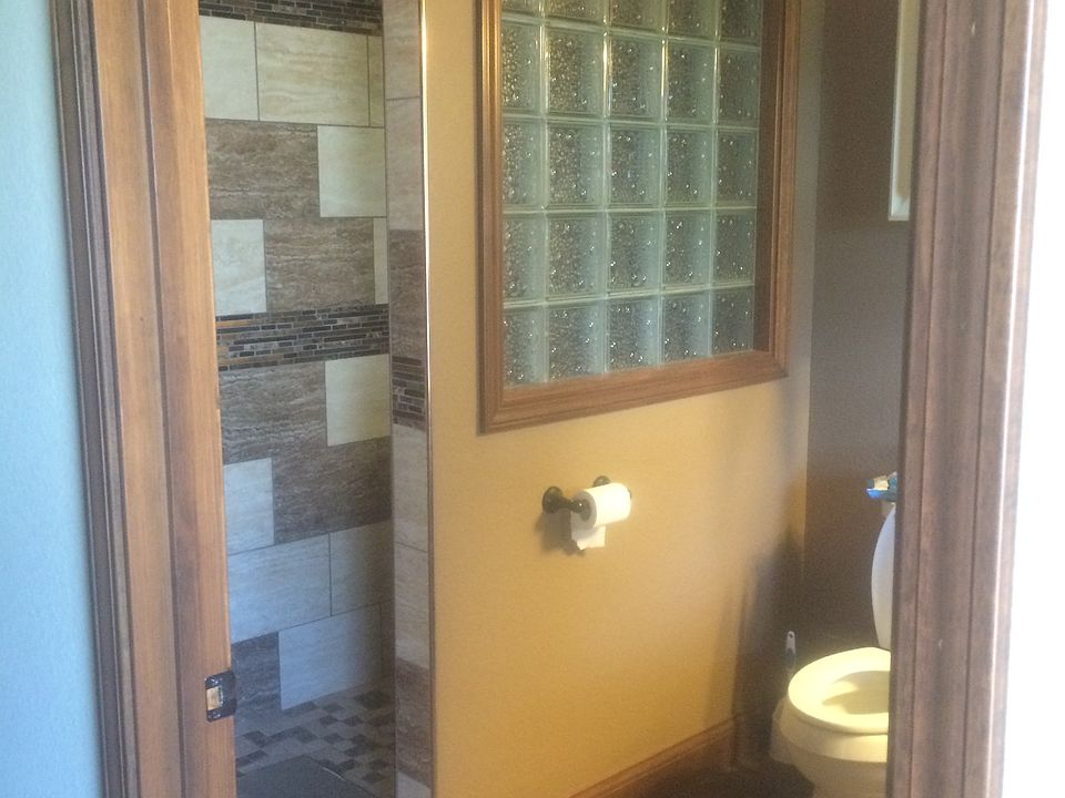 2nd image of 2041 N 425th Vandalia Il