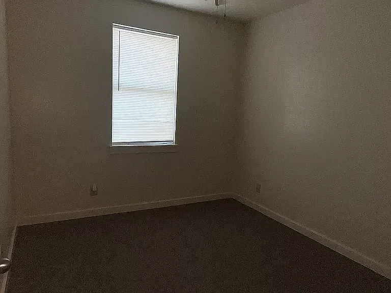 1720 Market St #6 — Photo 4
