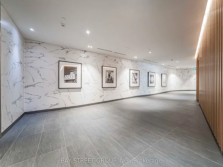 160 Flemington Rd #1020 — Photo 10