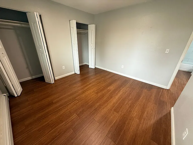 218 N Park St — Photo 9