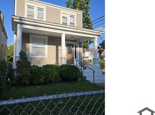 667 S 36th St, Louisville, KY 40211