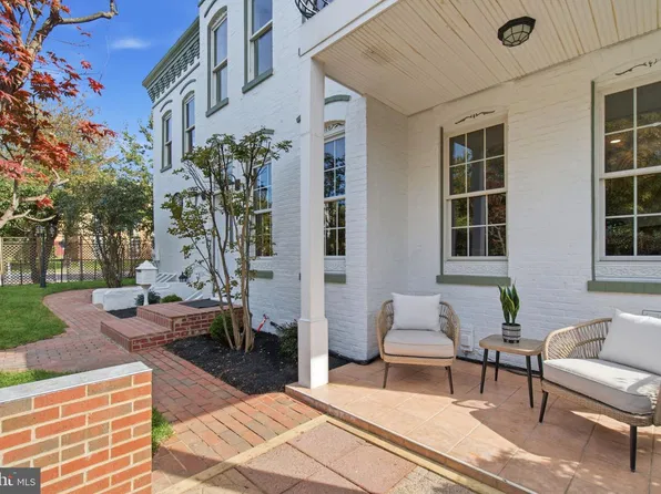 900 12th St SE, Washington, DC 20003