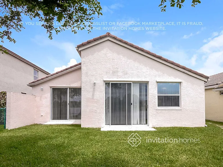 1544 NW 158th Ave — Photo 16