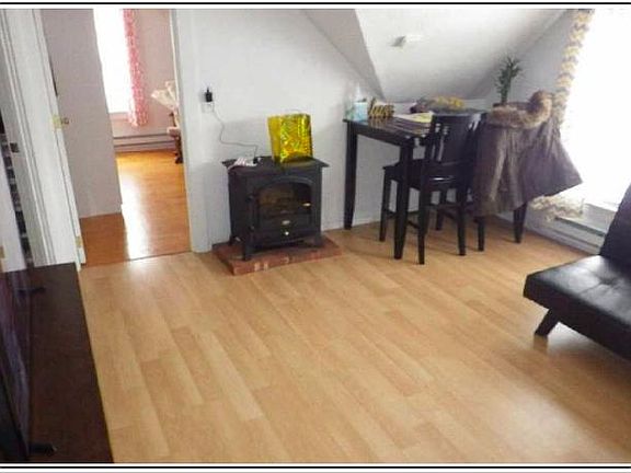 Living area with kitchen table