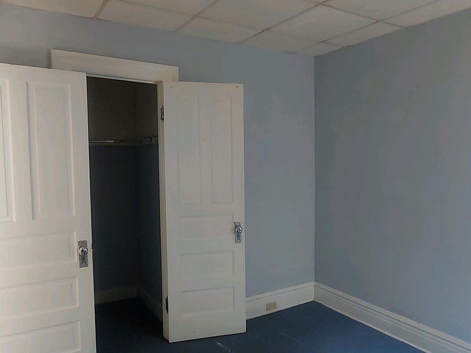 2nd image of 288 Dearborn St APT 2