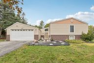 Apollo Cir-S1610-001.jpg