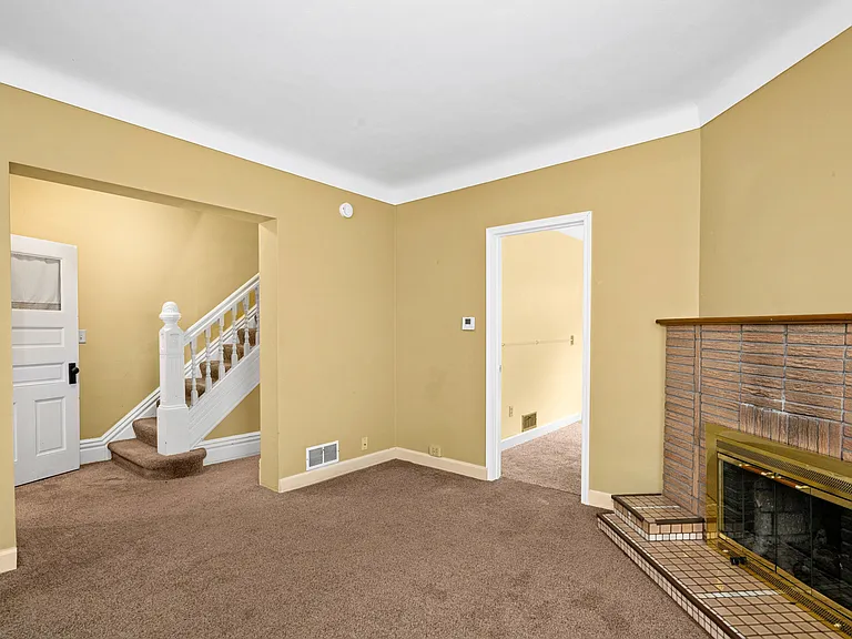 1107 E 2nd St #1109 — Photo 11