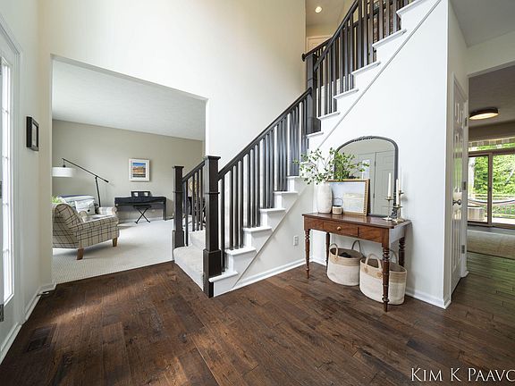 2nd image of 6293 Scarborough Dr SE