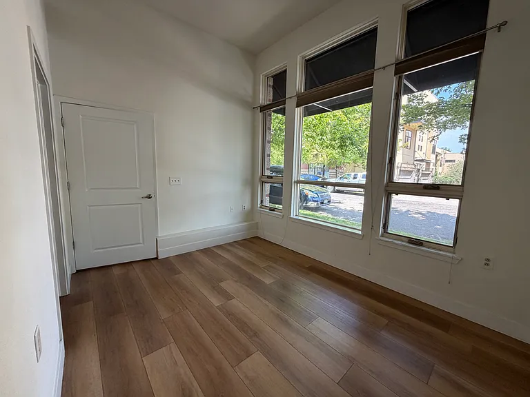 4525 13th St #4B — Photo 15