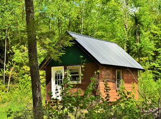 961 Old Ferry Rd, Hartland, ME 04943