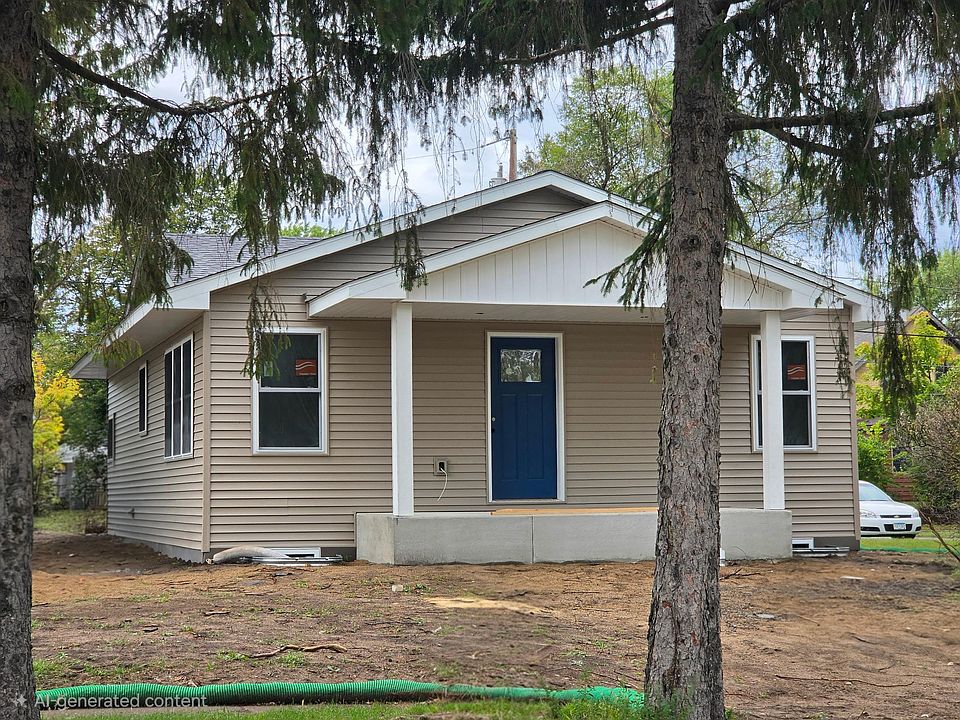 1st image of 923 10th Ave S
