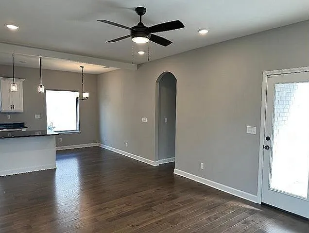 8353 Everly Meadows Dr — Photo 4
