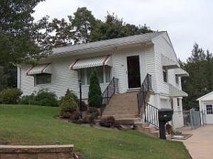 1st image of 210 Brown St #S