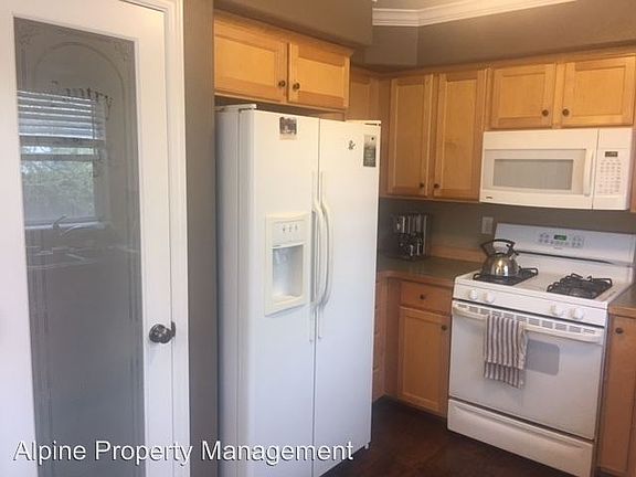 5th image of 61043 Borden Dr